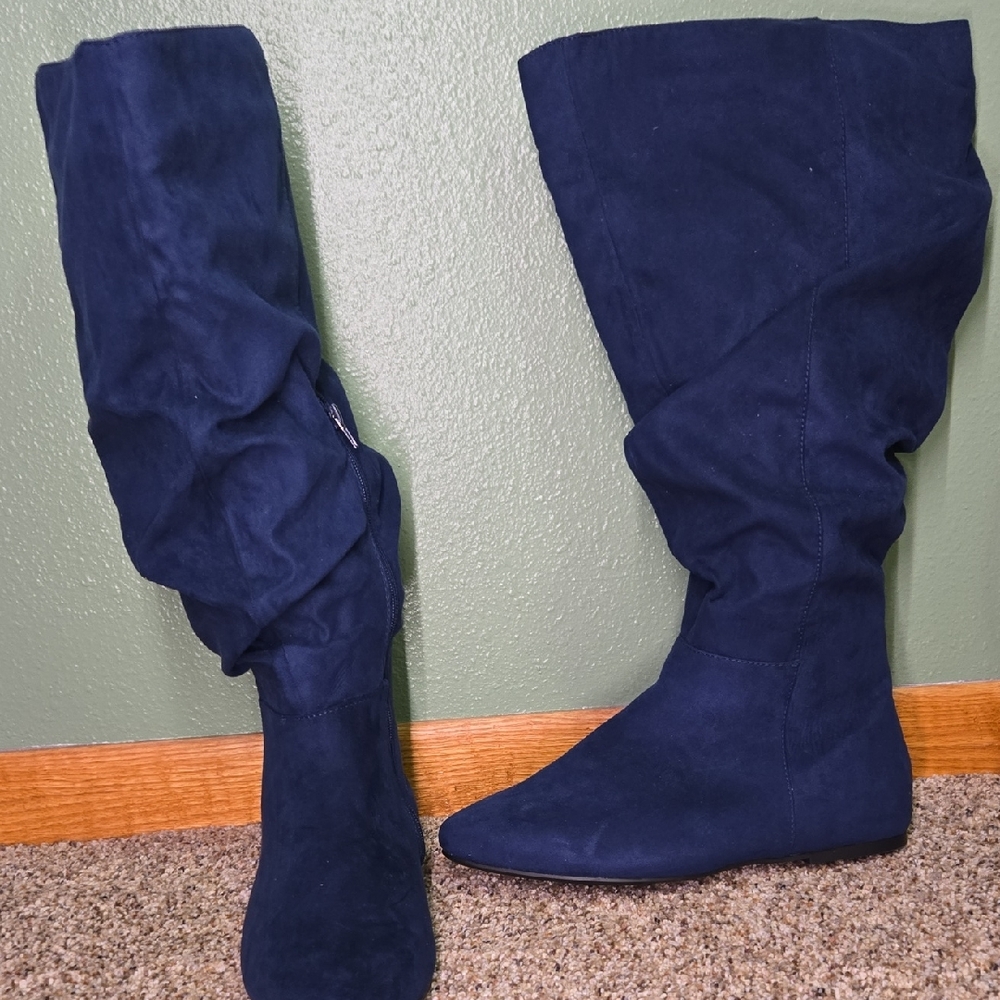 Women's Shoedazzle Blue Suede Boots NWOT